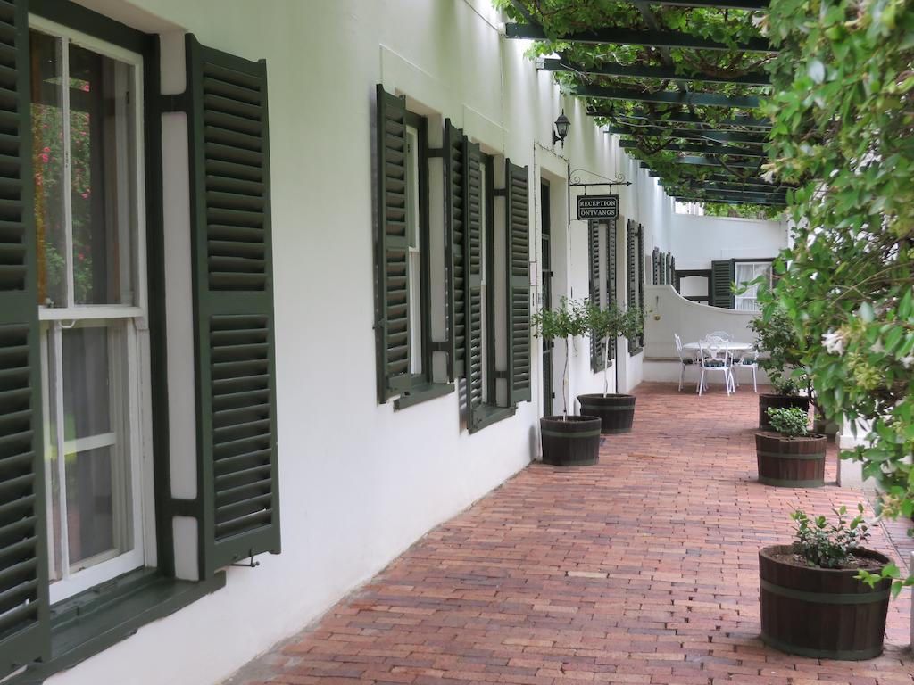 Buiten Verwagten Guest House Храфф-Рейнет Экстерьер фото