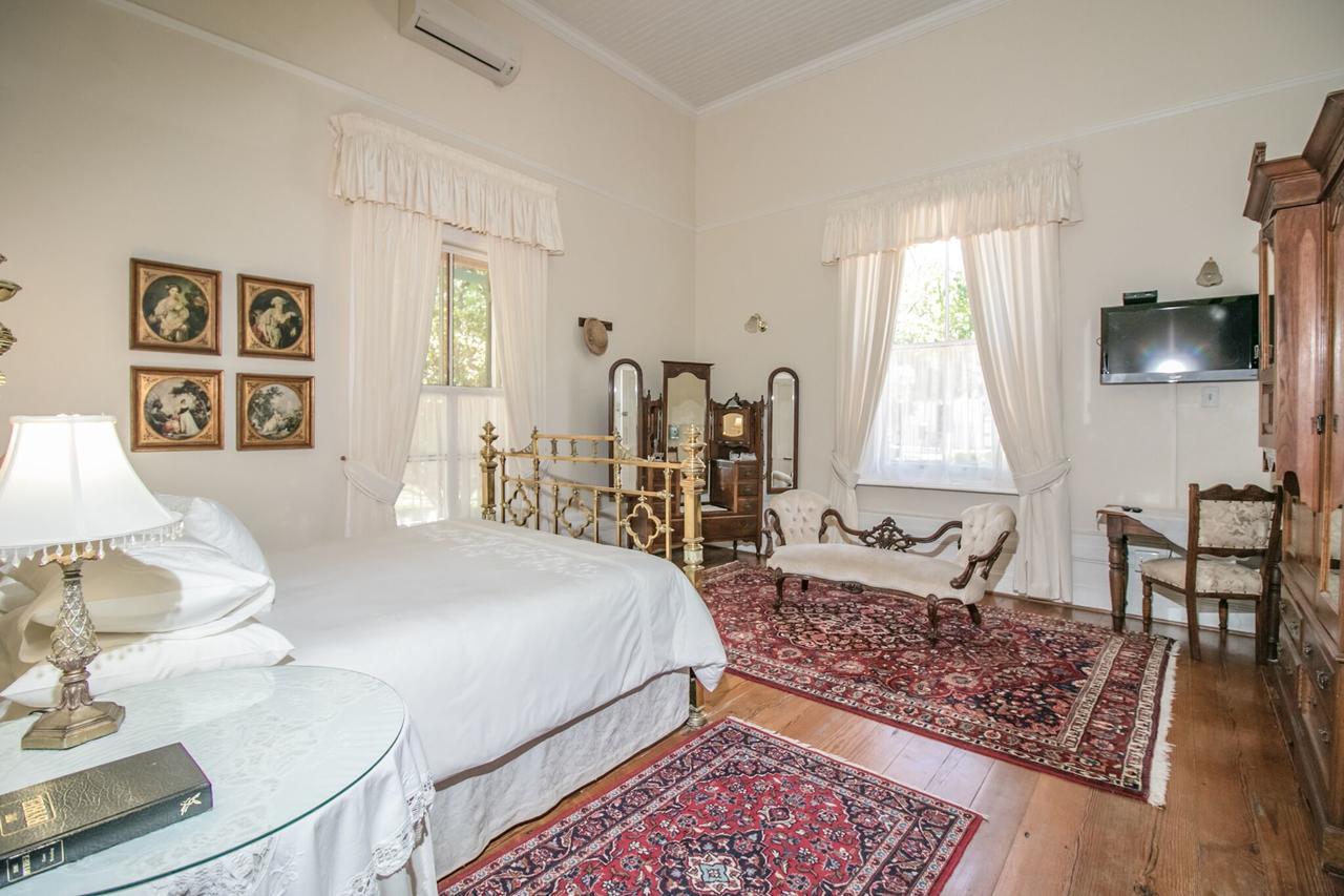 Buiten Verwagten Guest House Храфф-Рейнет Экстерьер фото